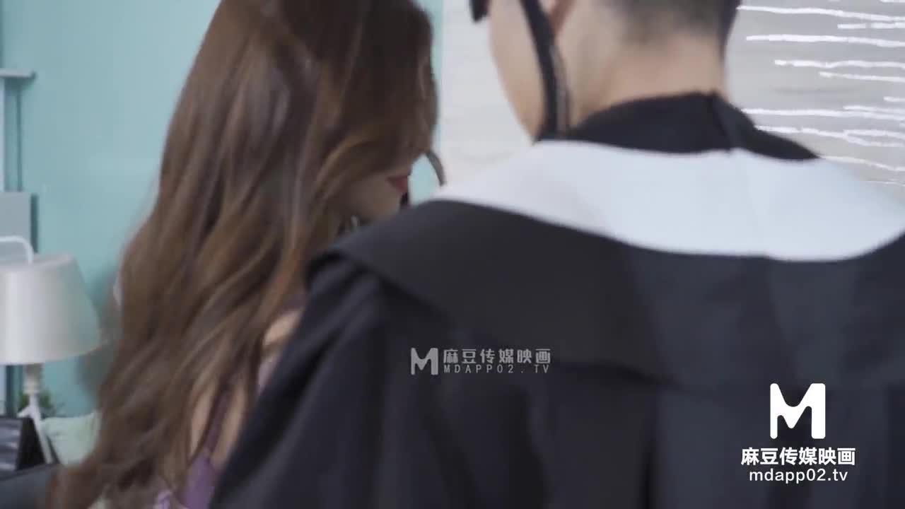 Md-0145 畢業兒子和繼母的性…